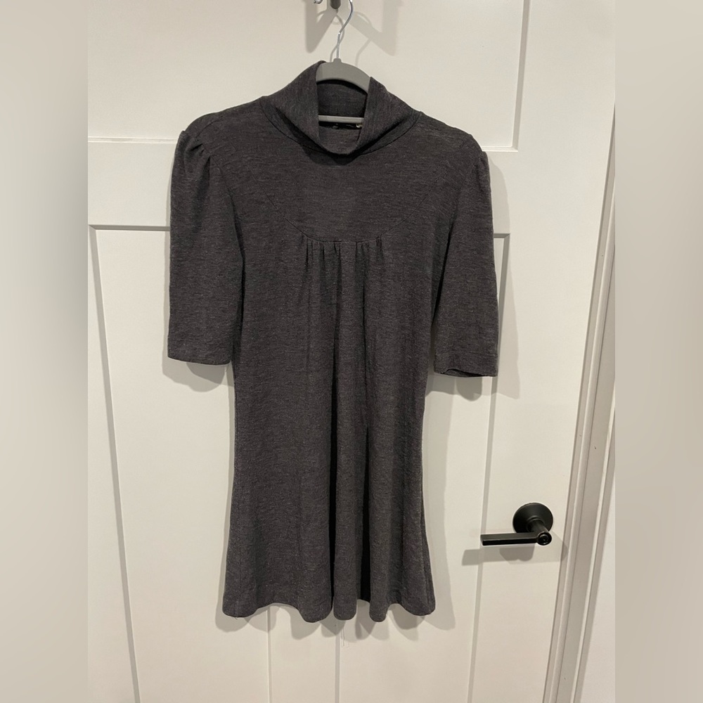 FOREVER GRAY TURTLENECK DRESS SIZE SMALL